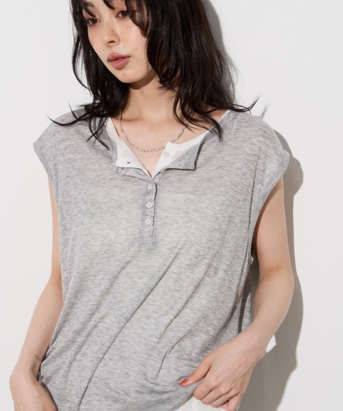 Unitage(ユニテージ)の「ヘンリーネックシアーノースリトップス(Tシャツ/カットソー・レディース・ホワイト/グレー/ピンク/レッド・FREE)」の17枚目の写真