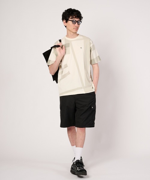 Arnold Palmer(アーノルドパーマー)の「シェア ランダムチェック Tシャツ(Tシャツ/カットソー・レディース・チャコールグレー/ホワイト/ブルー・L/M/S/XS/LL)」の8枚目の写真