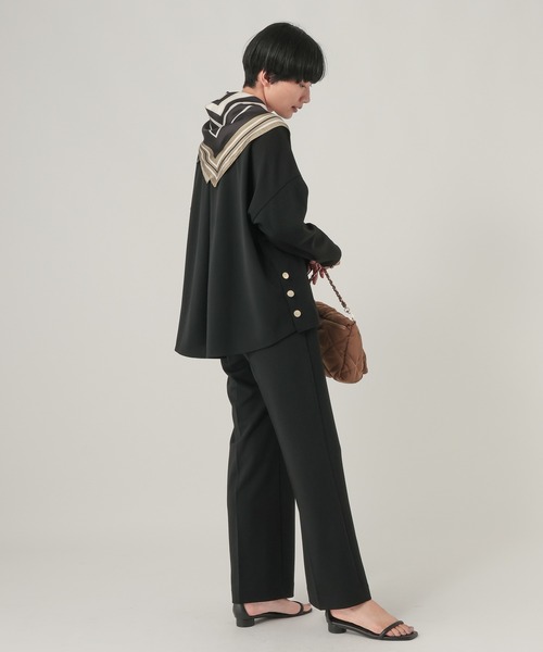 Elura（エルーラ）の「サマ見えリラクシーボートプルオーバー/1052451（Tシャツ/カットソー・レディース・オフホワイト/ベージュ/ブラック/グレイッシュベージュ/カーキ・FREE）」の11枚目の写真