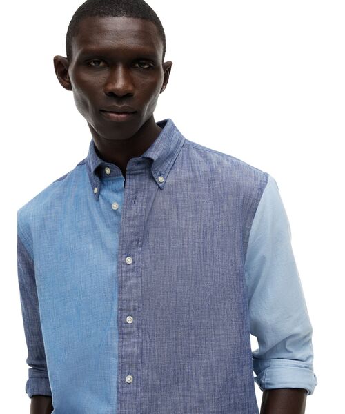 TOMMY HILFIGER(トミーヒルフィガー)の「シャンブレーブロッキングボタンダウンシャツ(シャツ/ブラウス・メンズ・ブルー・SMALL/X-LARGE/MEDIUM/LARGE)」の3枚目の写真