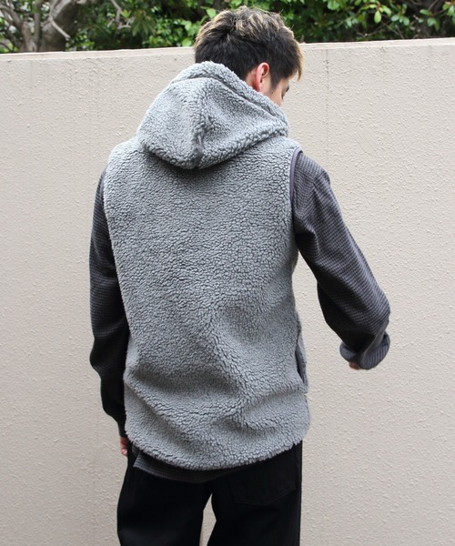 GYMPHLEX(ジムフレックス)の「Gymphlex/ジムフレックス ボアフーデッドベスト BOA HOODED VEST J-1069 BOA(ベスト・レディース・ライトベージュ/ヘザーグレー/ネイビー・L/16/M)」の16枚目の写真