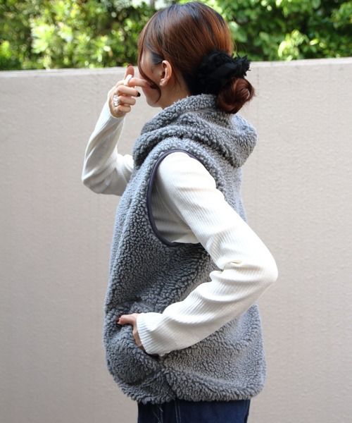 GYMPHLEX(ジムフレックス)の「Gymphlex/ジムフレックス ボアフーデッドベスト BOA HOODED VEST J-1069 BOA(ベスト・レディース・ライトベージュ/ヘザーグレー/ネイビー・L/16/M)」の7枚目の写真