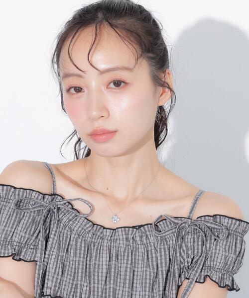 JILL by JILL STUART(ジルバイジルスチュアート)の「【再入荷】Cubic 大粒クローバーネックレス(ネックレス・レディース・ブルー/シルバー・FREE)」の18枚目の写真