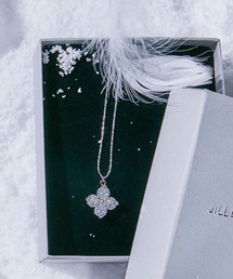 JILL by JILL STUART（ジルバイジルスチュアート）の「Cubic 大粒クローバーネックレス（ネックレス）」