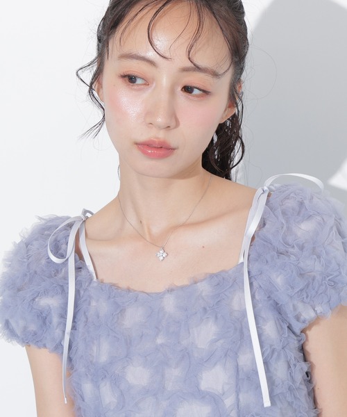 JILL by JILL STUART(ジルバイジルスチュアート)の「【再入荷】Cubic 大粒クローバーネックレス(ネックレス・レディース・ブルー/シルバー・FREE)」の15枚目の写真