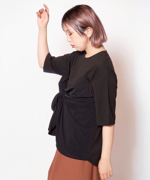 OSMOSIS(オズモーシス)の「ビスチェレイヤードTシャツ(Tシャツ/カットソー・レディース・ブラック/サックスブルー/ホワイト・ONE SIZE)」の11枚目の写真