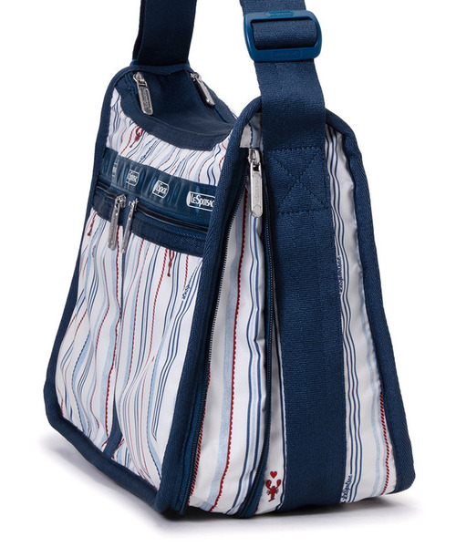 LeSportsac（レスポートサック）の「DELUXE EVERYDAY BAG ジョイフルボヤージュ（ショルダーバッグ・レディース・ブルー・FREE）」の9枚目の写真