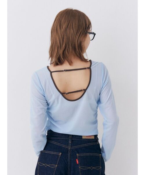 Ungrid(アングリッド)の「バックオープンベロアロングスリーブTee(Tシャツ/カットソー・レディース・ブラウン/ブルー/アイボリー・FREE)」の10枚目の写真