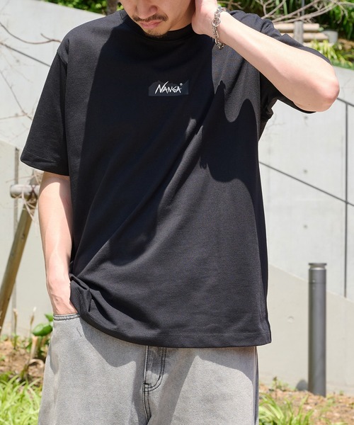 NANGA(ナンガ)の「【NANGA】ECO HYBRID MT LOGO TEE NW2211-1G208(Tシャツ/カットソー・メンズ・ブラック/グレー/ホワイト・XL/S/L/M)」の1枚目の写真
