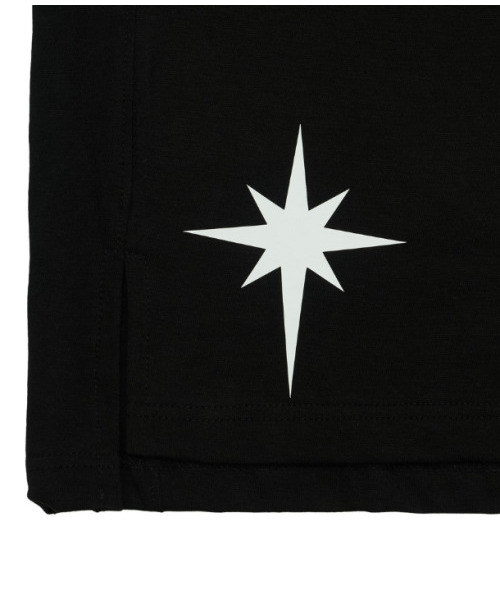 HANG OUTの「X タトゥーイズム オジダインク スリーブレス (ブラック)（Tシャツ/カットソー・メンズ・ブラック・MEDIUM/LARGE）」の3枚目の写真