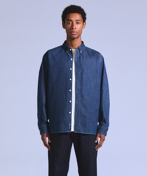 Levi's(リーバイス)の「Levi's/リーバイス BLUETAB(TM) リラックス ボタンダウン シャツ(シャツ/ブラウス・メンズ・ダークインディゴブルー・L/M/S/XL)」の2枚目の写真