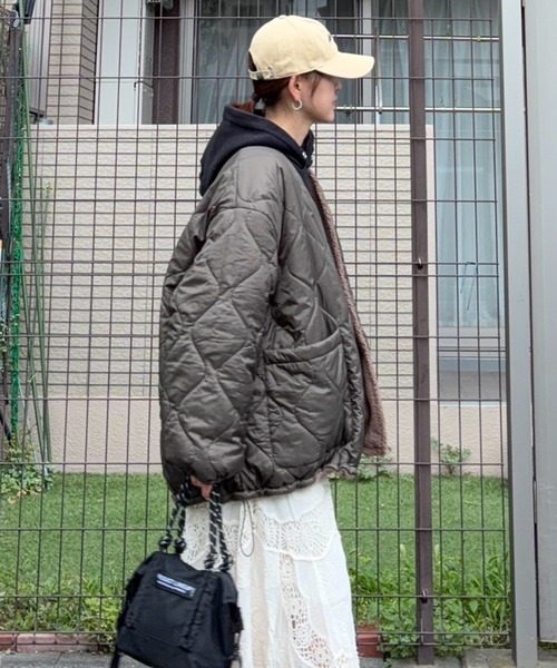 notch.(ノッチ)の「【notch. by KR】リバーシブルボアキルティングJK(ブルゾン・レディース・モカ/ブラック/オリーブ・M)」の15枚目の写真