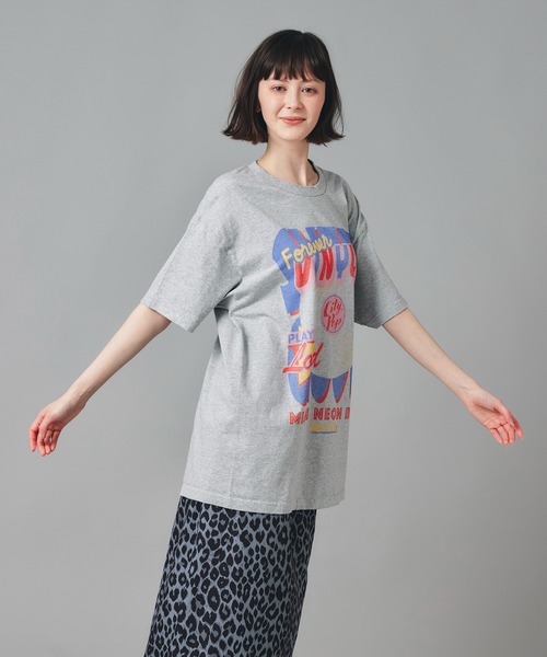 AT THE TRNK(アットザトランク)の「レコードプリント Tシャツ AT THE TRNK(Tシャツ/カットソー・レディース・ブラック/グレー/アイボリー・L/M)」の17枚目の写真