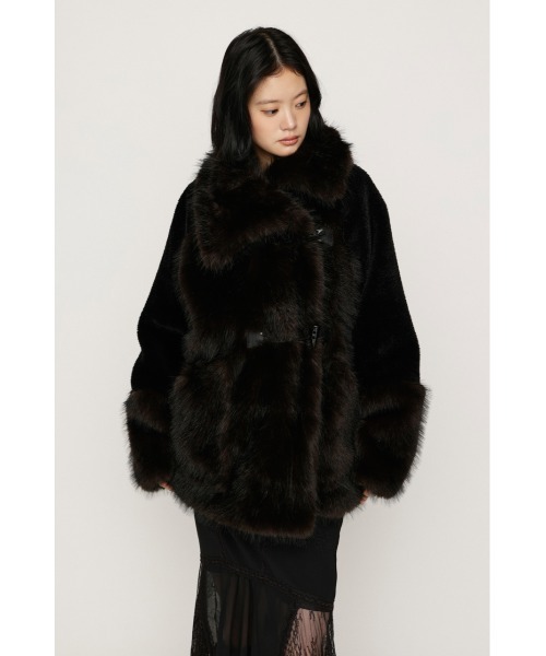 SLY(スライ)の「【AW PRE ORDER 第2弾】MIXED F/FUR OVERSIZED COAT ミックスファーオーバーサイズコート 冬服(ブルゾン・レディース・ベージュ系その他/ブラック・FREE)」の1枚目の写真