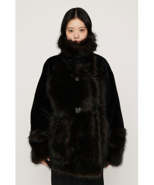 SLY(スライ)の「【AW PRE ORDER 第2弾】MIXED F/FUR OVERSIZED COAT ミックスファーオーバーサイズコート 冬服(ブルゾン・レディース・ベージュ系その他/ブラック・FREE)」の14枚目の写真