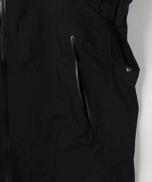 FREAK'S STORE(フリークスストア)の「ARC’TERYX/アークテリクス ベータ SL ジャケット メンズ/Beta SL Jacket Men's(その他アウター・メンズ・ブラック・SMALL/X-SMALL/MEDIUM/X-LARGE/LARGE)」の4枚目の写真