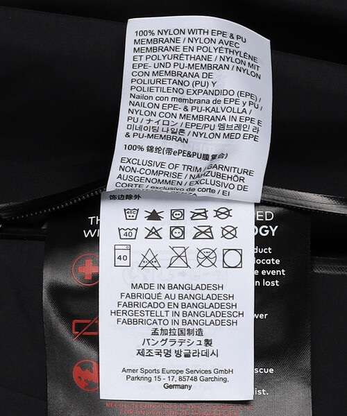 FREAK'S STORE(フリークスストア)の「ARC’TERYX/アークテリクス ベータ SL ジャケット メンズ/Beta SL Jacket Men's(その他アウター・メンズ・ブラック・SMALL/X-SMALL/MEDIUM/X-LARGE/LARGE)」の13枚目の写真