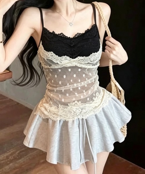 FLINEA(フリネア)の「ドット柄レースフェイクレイヤードキャミソールカップ付き(キャミソール・レディース・グレー/ベージュ/ブラック・FREE)」の5枚目の写真
