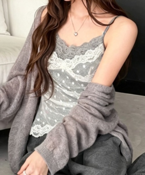 FLINEA(フリネア)の「ドット柄レースフェイクレイヤードキャミソールカップ付き(キャミソール・レディース・グレー/ベージュ/ブラック・FREE)」の9枚目の写真