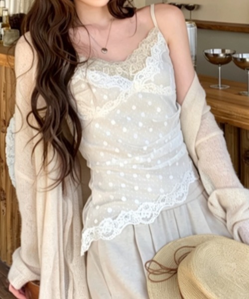 FLINEA(フリネア)の「ドット柄レースフェイクレイヤードキャミソールカップ付き(キャミソール・レディース・グレー/ベージュ/ブラック・FREE)」の12枚目の写真