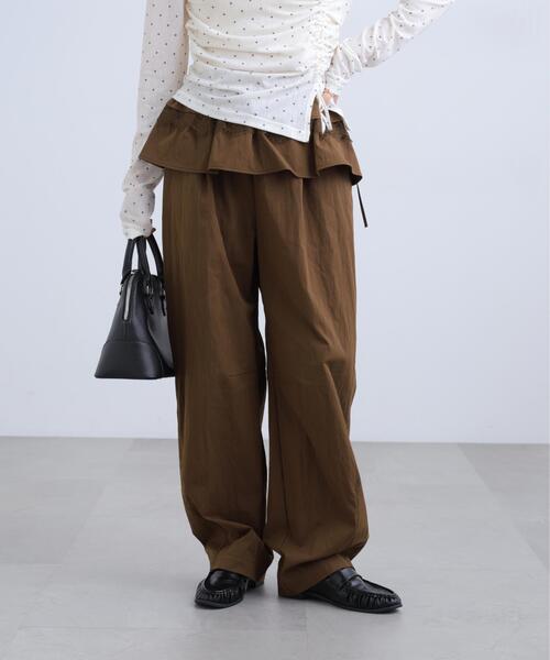 FREE'S MART(フリーズマート)の「◆カバーフリルパンツ(その他パンツ・レディース・ホワイト/ブラウン・SMALL/MEDIUM)」の1枚目の写真