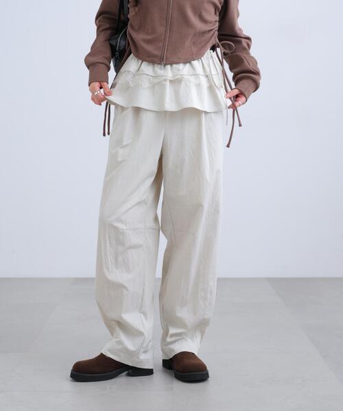 FREE'S MART(フリーズマート)の「◆カバーフリルパンツ(その他パンツ・レディース・ホワイト/ブラウン・SMALL/MEDIUM)」の4枚目の写真