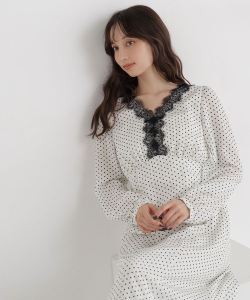 NATURAL BEAUTY BASIC（ナチュラルビューティーベーシック）の「ドットプリントレーストリムワンピース（ワンピース・レディース・ブラック系その他2/ホワイト系その他・FREE）」の11枚目の写真
