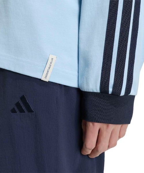 adidas(アディダス)の「アディダス adidas エッセンシャル プラス ルーズフィット スリーストライプス シングルジャージー 長袖Tシャツ(Tシャツ/カットソー・メンズ・サックスブルー/アイボリー・LL/S/M/L/3L)」の6枚目の写真