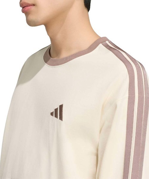 adidas(アディダス)の「アディダス adidas エッセンシャル プラス ルーズフィット スリーストライプス シングルジャージー 長袖Tシャツ(Tシャツ/カットソー・メンズ・サックスブルー/アイボリー・LL/S/M/L/3L)」の9枚目の写真
