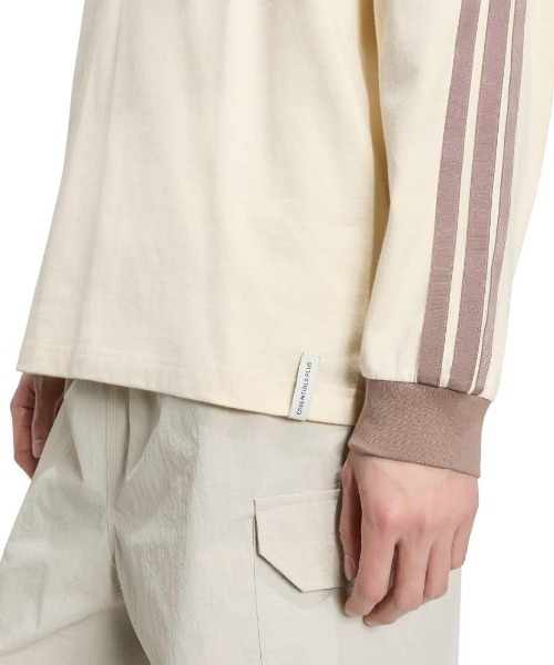 adidas(アディダス)の「アディダス adidas エッセンシャル プラス ルーズフィット スリーストライプス シングルジャージー 長袖Tシャツ(Tシャツ/カットソー・メンズ・サックスブルー/アイボリー・LL/S/M/L/3L)」の10枚目の写真