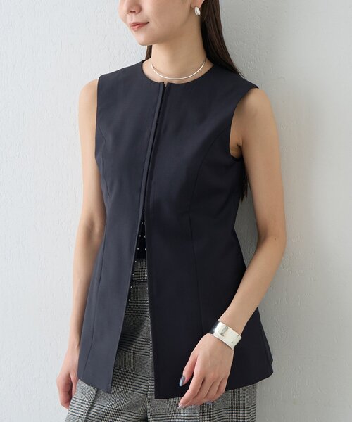 Drawing Numbers（ドローイング ナンバーズ）の「〈インフルエンサーコラボ〉【Drawing Numbers】クルーネックフロントホックベスト（ベスト・レディース・ネイビー/チャコールグレー・38/36）」の16枚目の写真