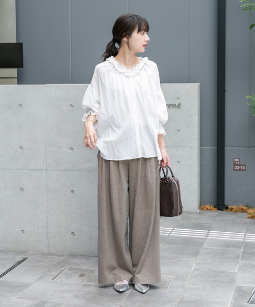 ITEMS URBANRESEARCH(アイテムズ アーバンリサーチ)の「ウールライクイージーパンツ(その他パンツ・レディース・ベージュ/チャコールグレー・FREE)」の8枚目の写真