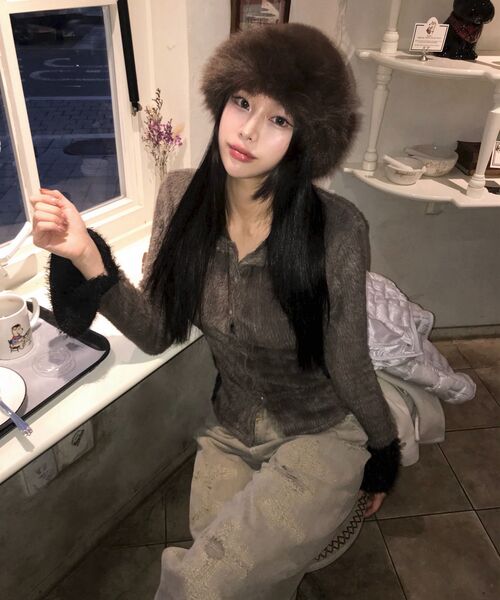 NO EXTRA TOUCH（ノー・エクストラ・タッチ）の「Hairy Fur Cardigan (Brown) / 25WTKC001BR（カーディガン/ボレロ・レディース・その他・SMALL/MEDIUM/X-SMALL）」の12枚目の写真