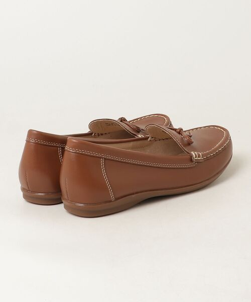 R.(REGAL FOOT COMMUNITY)(アールドット)の「アールドット S05C リボン付きフラットシューズ(スリッポン・レディース・ブラウン・23.5/23/22.5/24.5)」の2枚目の写真