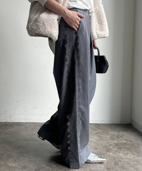 DouDou(ドゥドゥ)の「【WEB限定】サイドレースタックワイドパンツ(その他パンツ・レディース・グレー/ブラック/グレイッシュベージュ・TM/FREE)」の13枚目の写真
