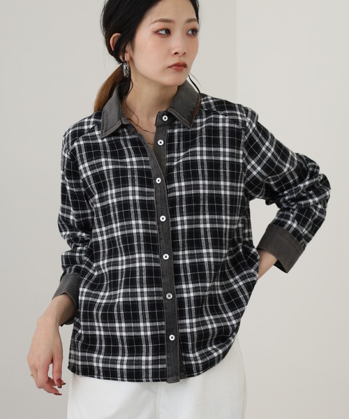 EGLANTINE（エグランティーヌ）の「EGLANTINE デニム切替チェックブラウス 長袖（シャツ/ブラウス・レディース・ネイビー/グレー・38）」の8枚目の写真
