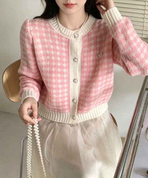 LEMOA（レモア）の「千鳥格子柄ハートボタンニットカーディガン（カーディガン/ボレロ・レディース・ライトブルー/ピンク/グリーン・FREE）」の11枚目の写真