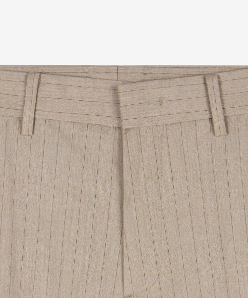 TNGT(ティーエヌジーティー)の「Wide Fit Pin Stripe Pants (Beige) TNPA6F108I2(スラックス・メンズ・その他・90/82/78/86)」の4枚目の写真