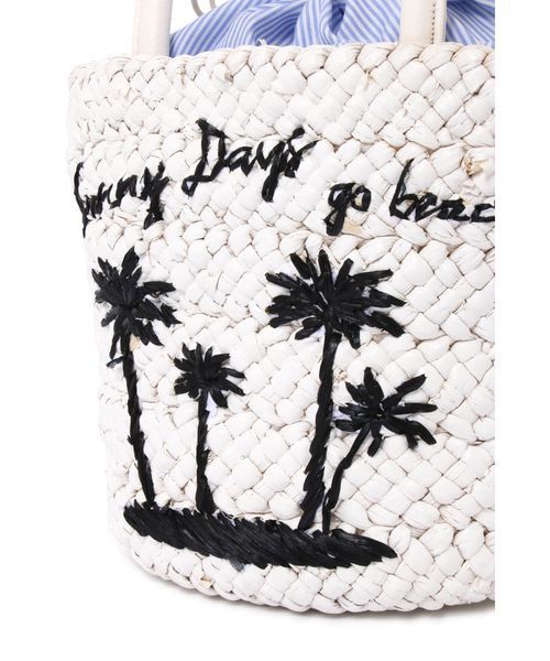 NATURAL BEAUTY BASIC（ナチュラルビューティーベーシック）の「ホワイトペイントバスケット（トートバッグ・レディース・ホワイト・ﾌﾘ-）」の5枚目の写真