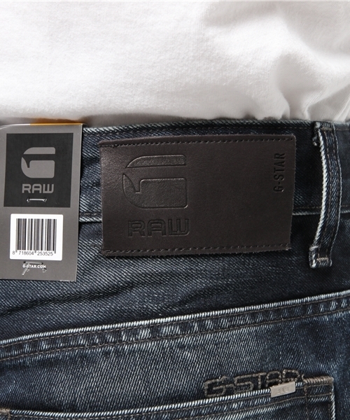 G-STAR（ジースター）の「3301 Tapered Jeans（デニムパンツ・メンズ・ダークブルー・30/30/33/32/32/30/36/32/28/32/32/32/29/30/29/32/28/30/30/32/31/32/34/32）」の8枚目の写真
