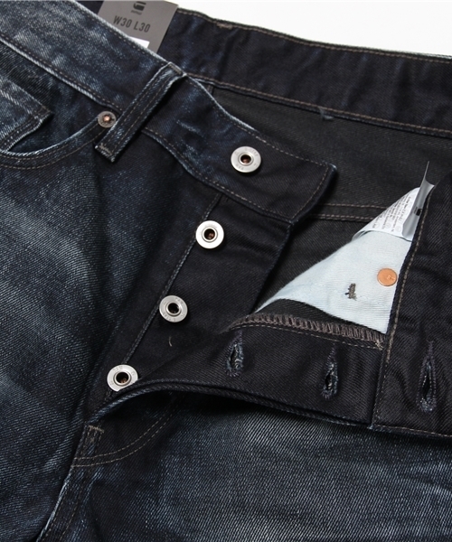 G-STAR（ジースター）の「3301 Tapered Jeans（デニムパンツ・メンズ・ダークブルー・30/30/33/32/32/30/36/32/28/32/32/32/29/30/29/32/28/30/30/32/31/32/34/32）」の10枚目の写真