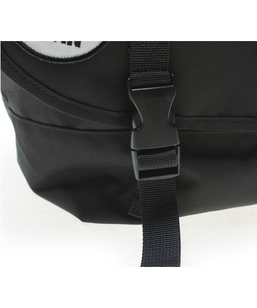 HYSTERIC GLAMOUR（ヒステリックグラマー）の「HYS PATCHメッセンジャーバッグ（メッセンジャーバッグ・メンズ・レッド/ブルー/ブラック・FREE）」の12枚目の写真