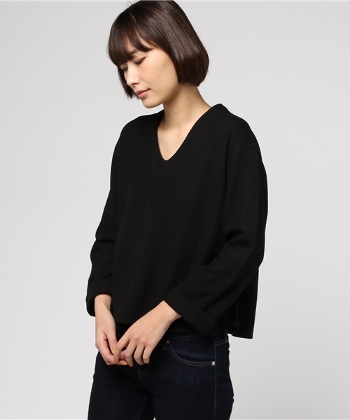 J'studio(ジェイストゥディオ)の「バックスリットカットソー(Tシャツ/カットソー・レディース・ピンク/ブラック/オフホワイト/キャメル・9号)」の3枚目の写真