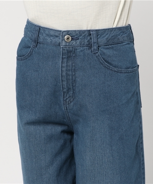 Honeys(ハニーズ)の「デニムワイドパンツ(デニムパンツ・レディース・インディゴブルー/ワンウォッシュ・S/L/M)」の6枚目の写真