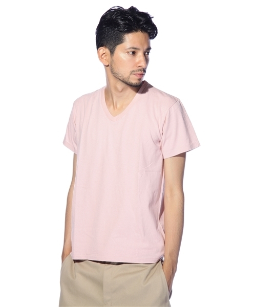 CIAOPANIC（チャオパニック）の「丸胴ＶＮEK T（Tシャツ/カットソー・メンズ・ブラック/オフホワイト/ピンク/マスタード/チャコールグレー・MEDIUM/LARGE）」の5枚目の写真