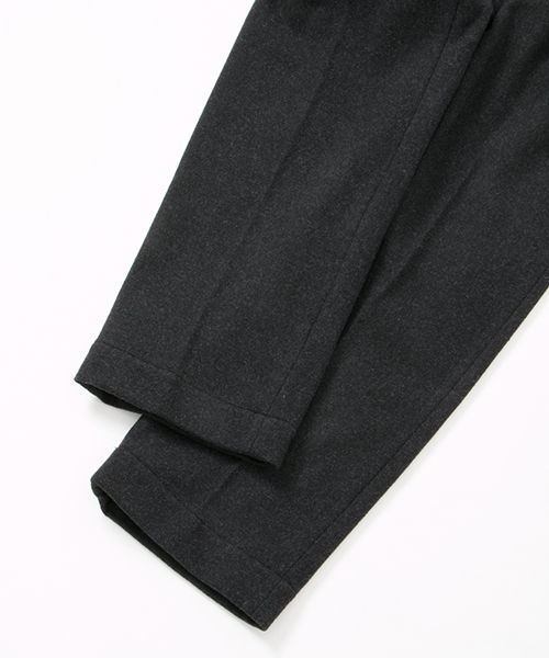 WORK NOT WORK URBAN RESEARCH(ワークノットワークアーバンリサーチ)の「WORK NOT WORK JB WIDE TROUSER(その他パンツ・メンズ・ブラック/グレー・MEDIUM/LARGE/SMALL)」の10枚目の写真