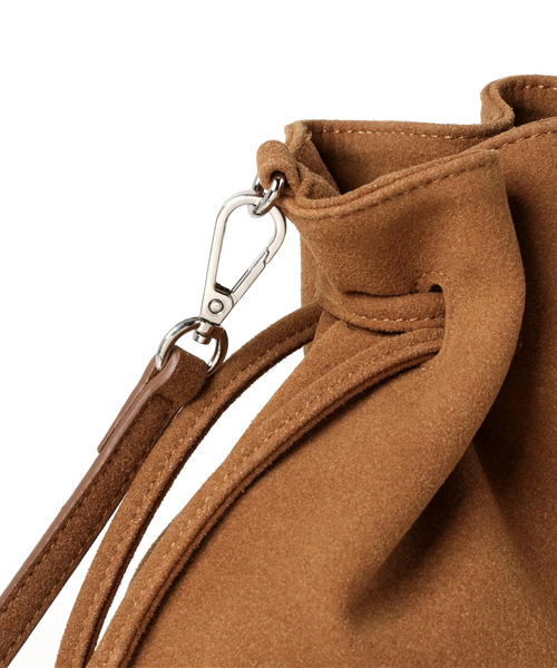 NATURAL BEAUTY BASIC（ナチュラルビューティーベーシック）の「【VERY 7月号掲載】【JJ 7月号掲載】ライトソフトショルダーバッグ（ショルダーバッグ・レディース・ベージュ系その他/ピンク/ベージュ・ﾌﾘ-）」の5枚目の写真