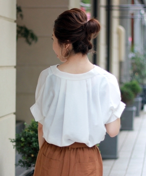 le.coeur blanc(ルクールブラン)の「スタンドVネックタックスリーブシャツ(シャツ/ブラウス・レディース・ピンク系その他/ブラック/オフホワイト/マスタード・FREE)」の7枚目の写真