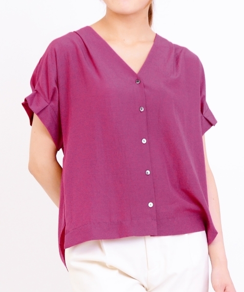 le.coeur blanc(ルクールブラン)の「スタンドVネックタックスリーブシャツ(シャツ/ブラウス・レディース・ピンク系その他/ブラック/オフホワイト/マスタード・FREE)」の9枚目の写真