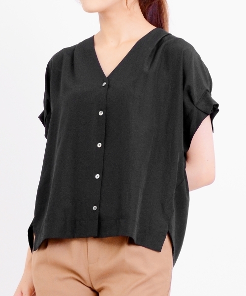 le.coeur blanc(ルクールブラン)の「スタンドVネックタックスリーブシャツ(シャツ/ブラウス・レディース・ピンク系その他/ブラック/オフホワイト/マスタード・FREE)」の10枚目の写真